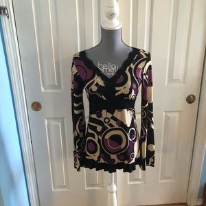Women’s long sleeve purple/black/tan shirt w lace